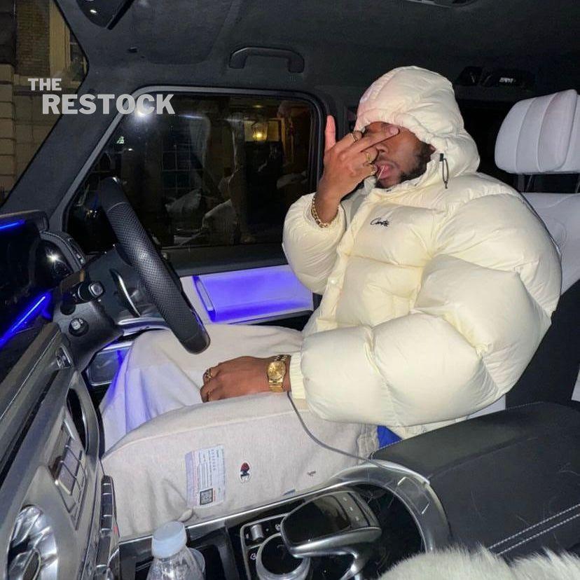 Corteiz RTW Bolo V2 Puffer Jacket - Off White