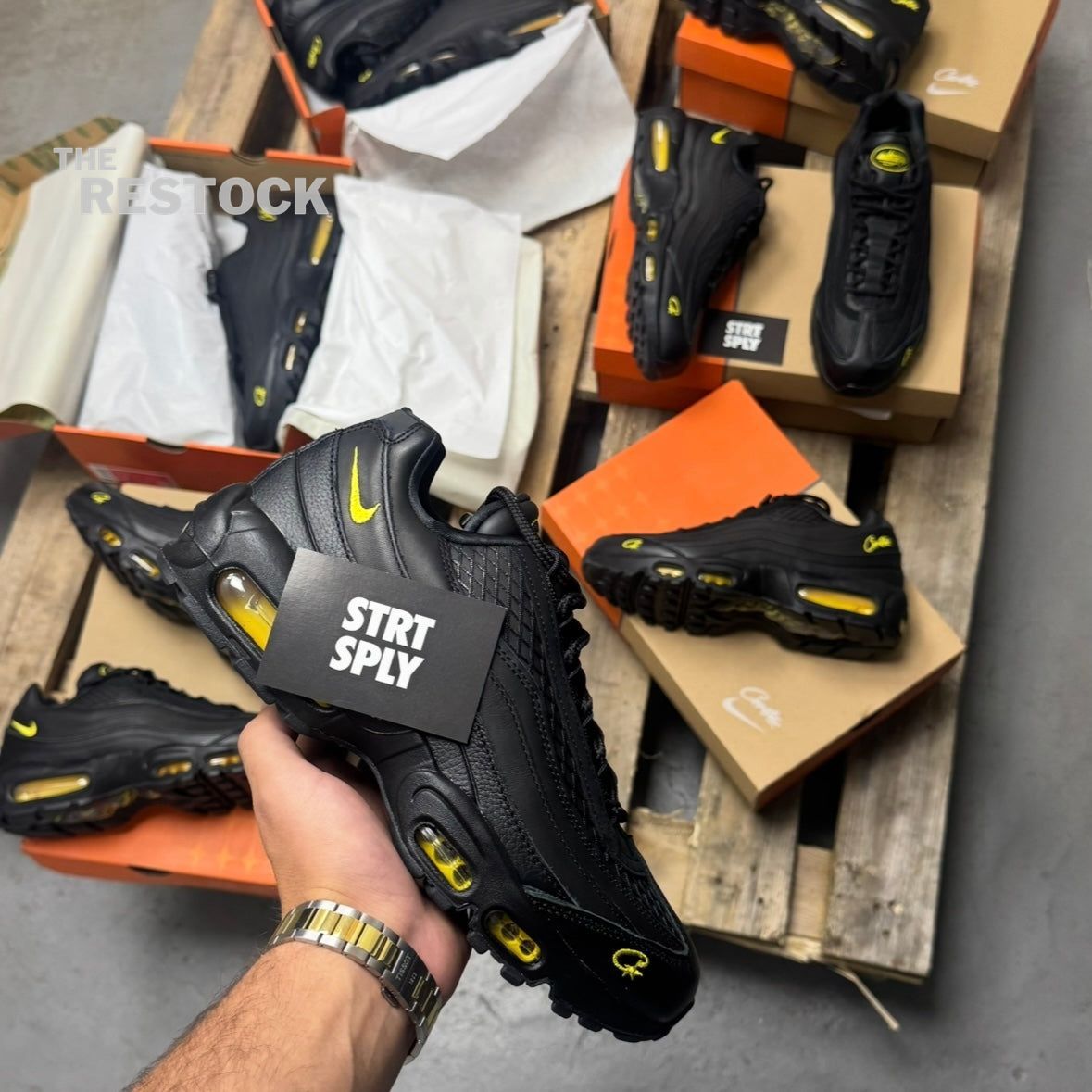 Corteiz RTW x Nike Air Max 95 - Honey Black