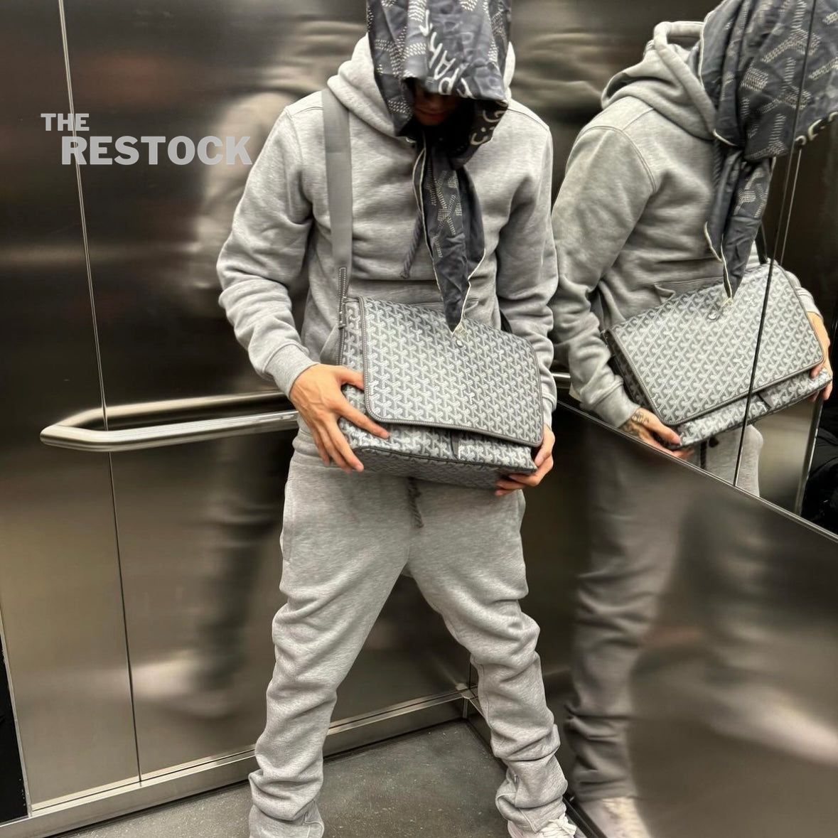 Syna World Logo Hoodie - Grey